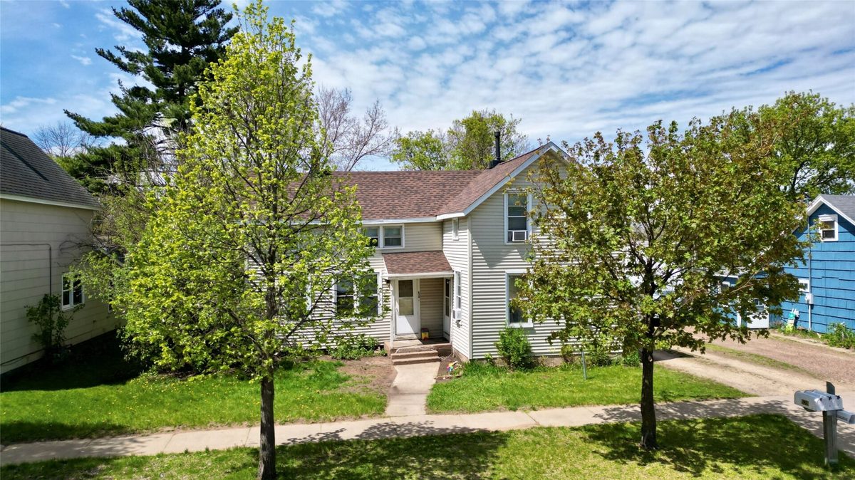 628 Germania Street, Eau Claire WI 54703 - ResidentialIncome house for sale - MLS #1600760 - image2