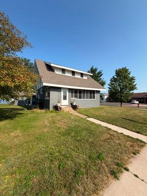 121 N River St  Spooner WI 54801