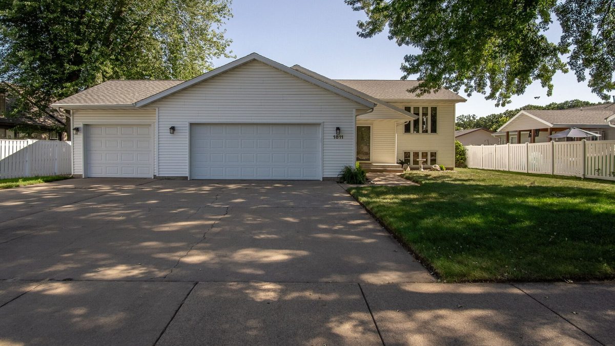1811 Mitscher Avenue, Eau Claire WI 54701 - Residential house for sale - MLS #1603238 - image2