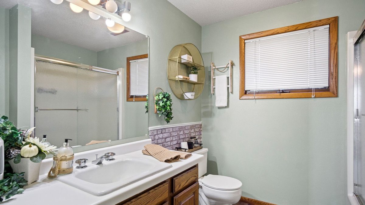 749 Madison Street, Stanley WI 54768 - Residential house for sale - MLS #1605246 - image36