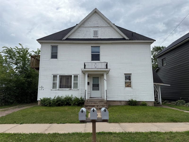 433 Vine Street