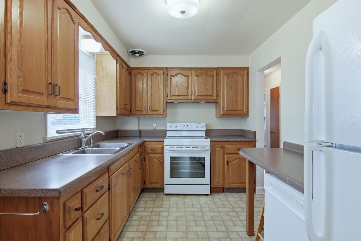 1915 Ohm Avenue, Eau Claire, WI