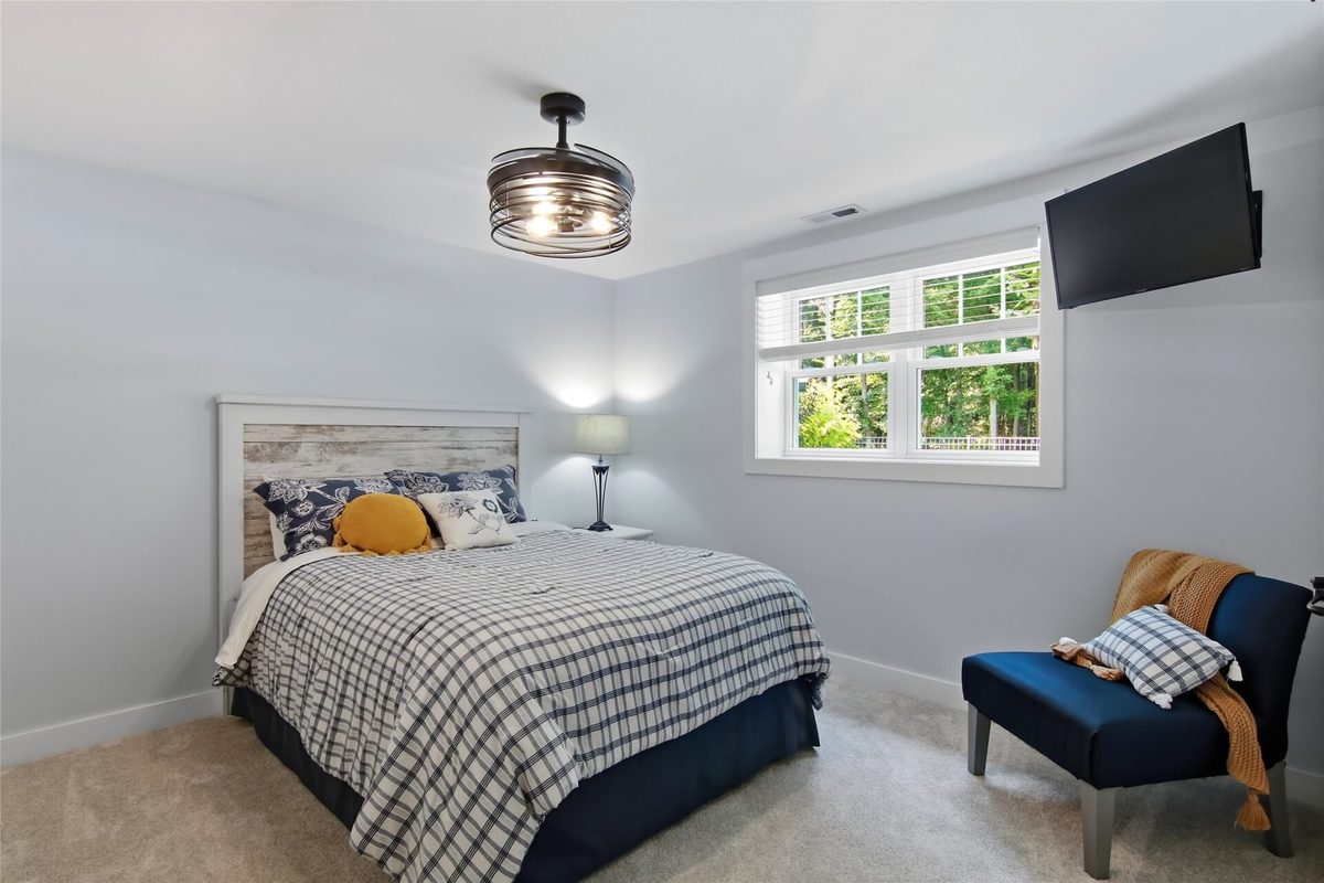 4338 Heritage Drive, Eau Claire, WI