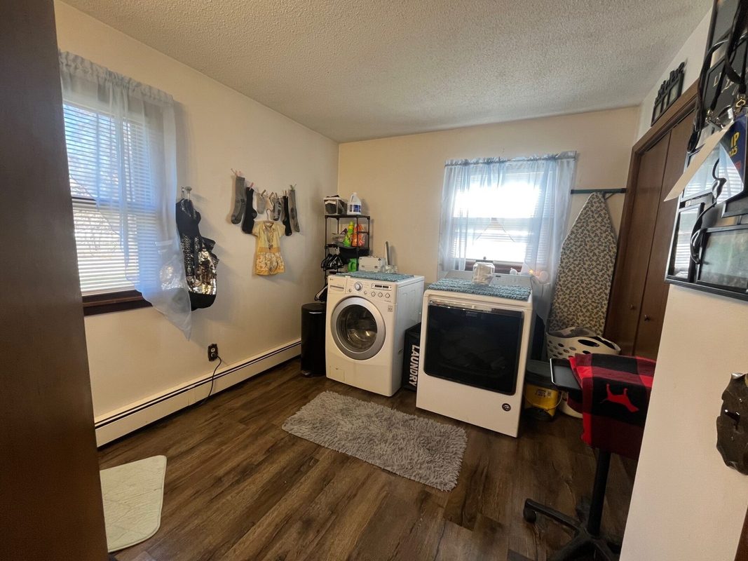 8645 Olsen Road, Webster, WI