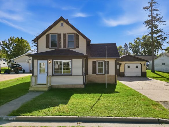 50476 2nd Street, Eleva WI 54738 - Residential house for sale - MLS #1605009 - image1