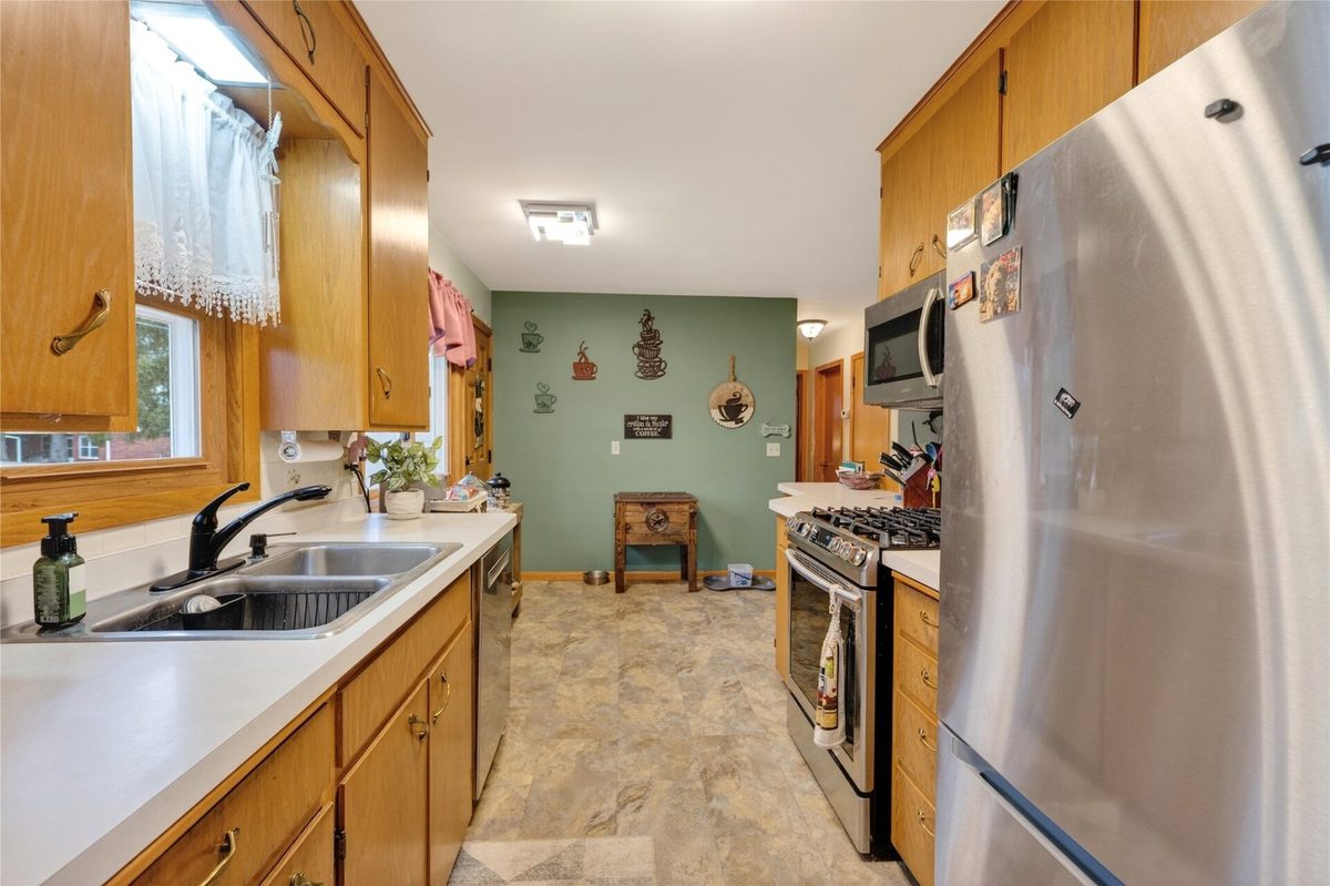 1415 Duke Street, Rice Lake, WI — photo 8