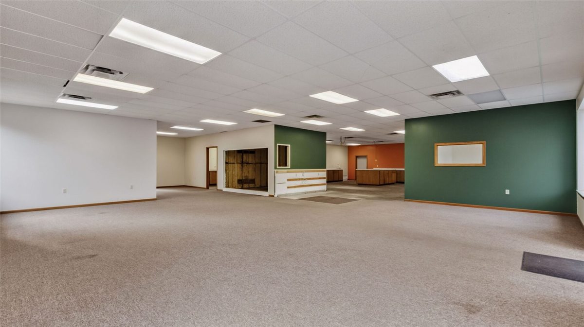 1210 Mansfield Street, Chippewa Falls WI 54729 - CommercialSale house for sale - MLS #1604227 - image3