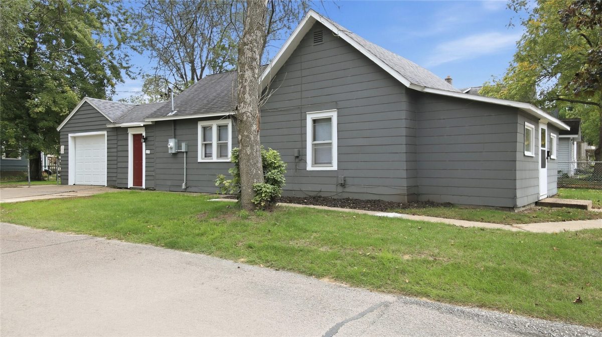 237 10th Avenue, Eau Claire WI 54703 - Residential house for sale - MLS #1605664 - image3