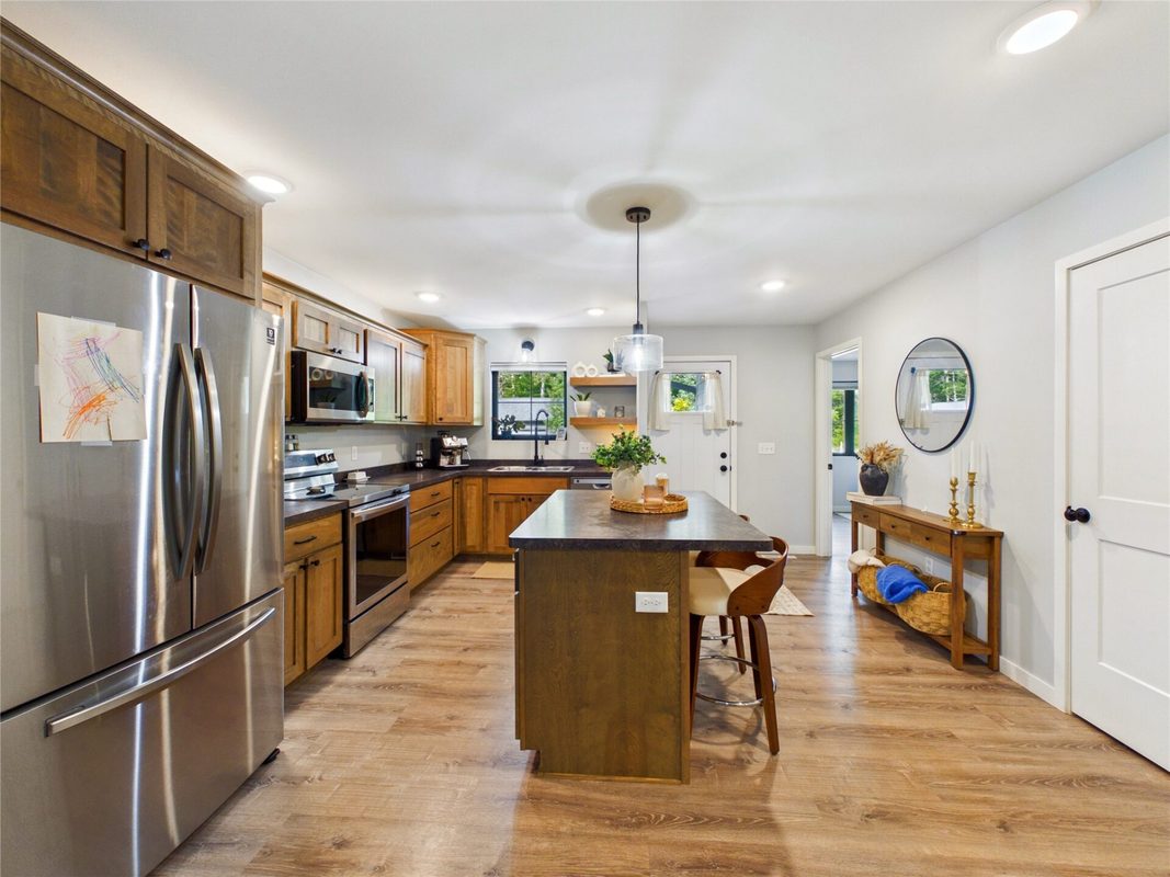 10764 August Lane, Hayward, WI