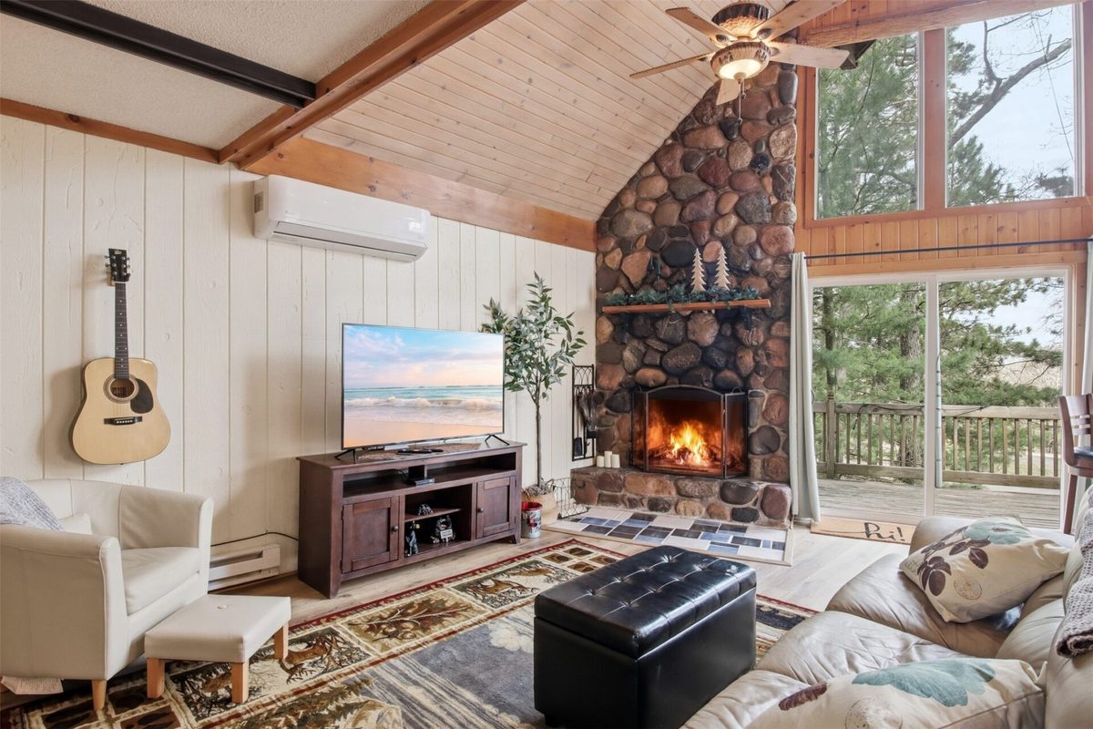 28420 Viking Court, Danbury WI 54830 - Residential house for sale - MLS #1600771 - image2