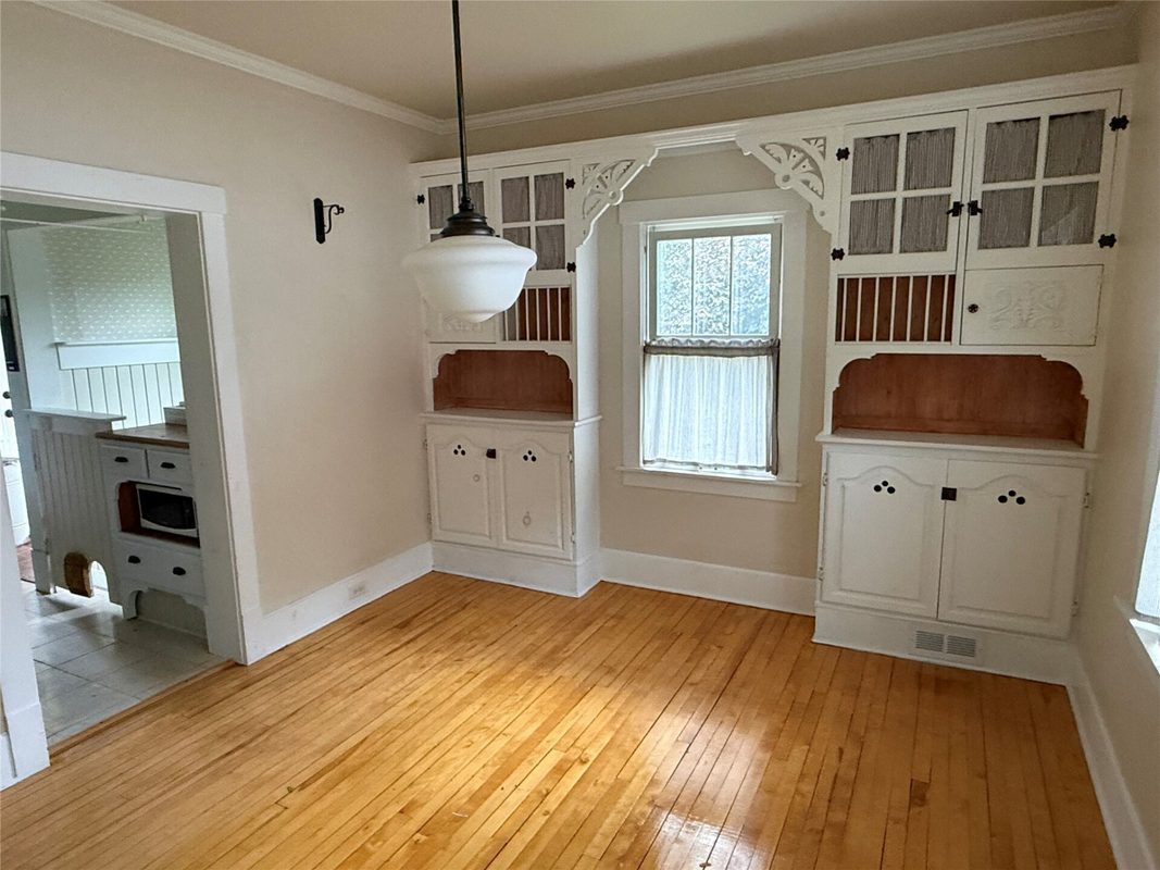 1524 Highland Avenue, Eau Claire WI 54701 - Residential house for sale - MLS #1602633 - image7