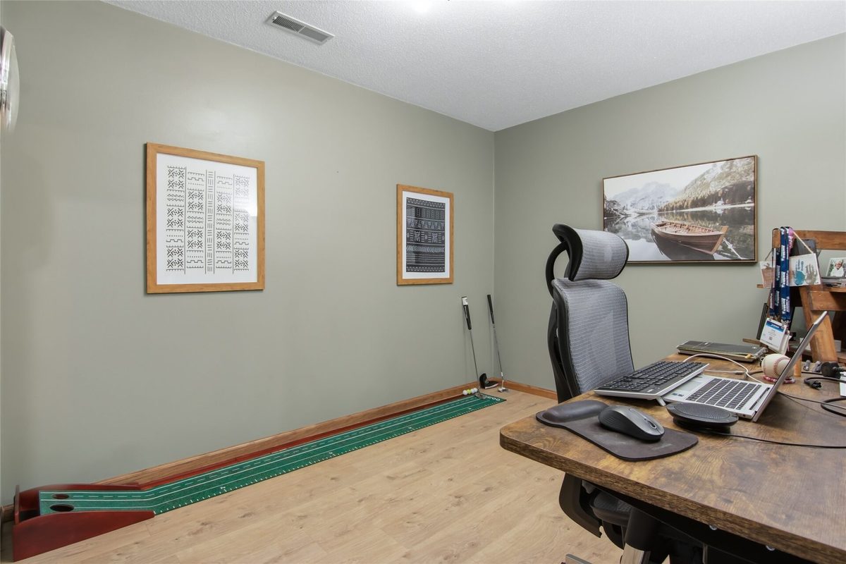 4321 Pine Meadow Drive, Eau Claire, WI — photo 30