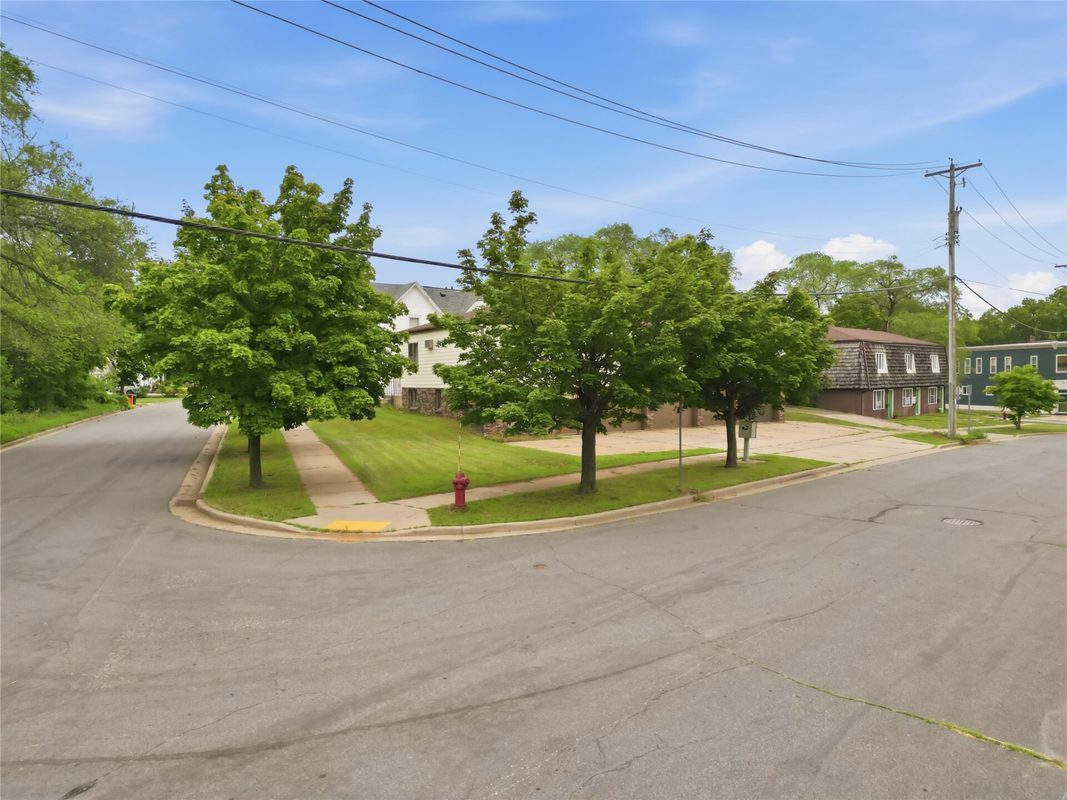 303 Talmadge Street, Eau Claire WI 54701 - ResidentialIncome house for sale - MLS #1604244 - image5