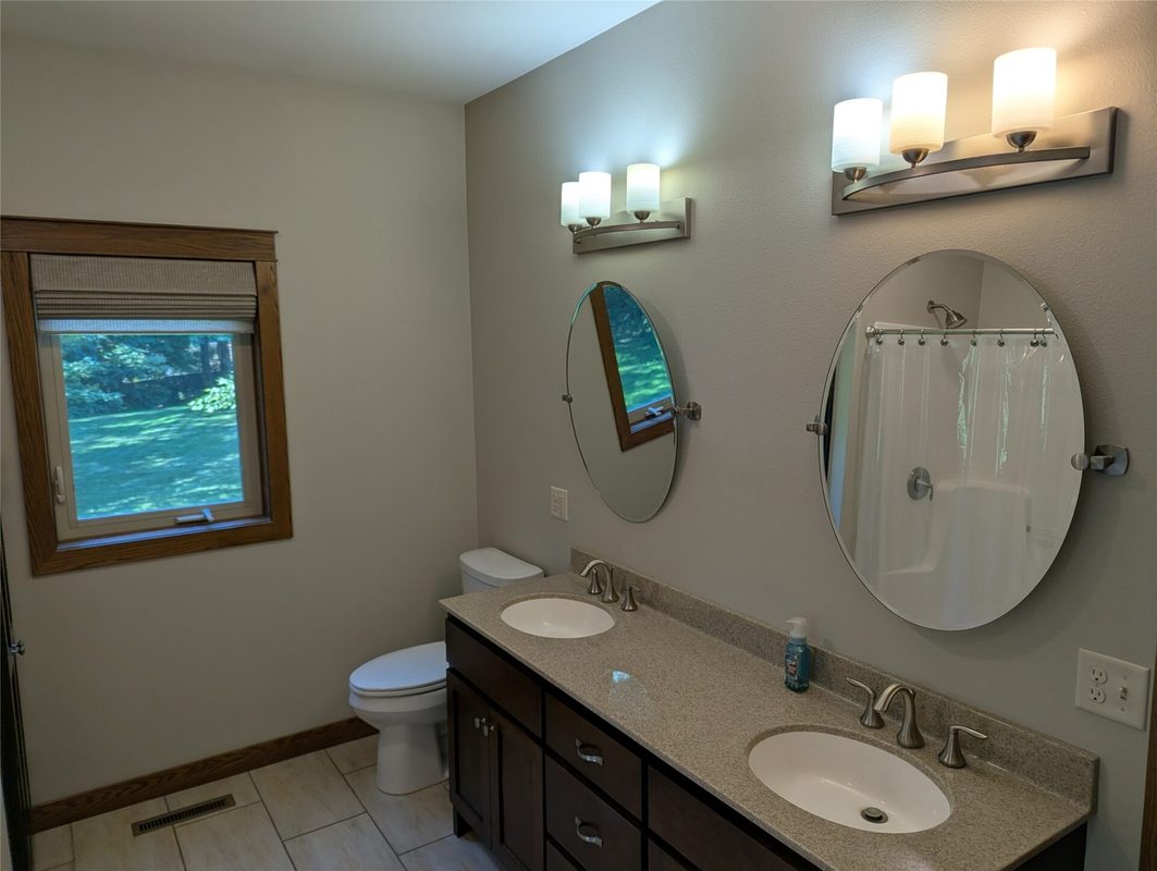 5437 Benjamin Street, Eau Claire WI 54703 - Residential house for sale - MLS #1602858 - image12