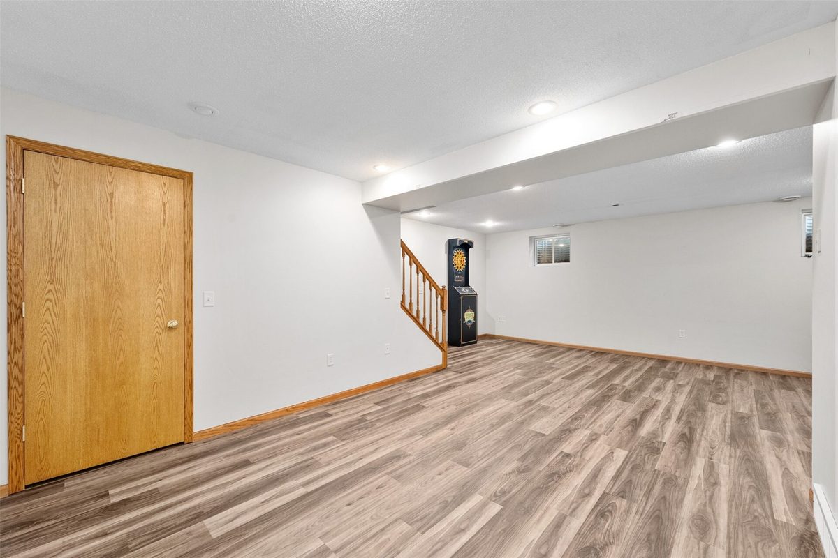2704 Hemlock Lane, Eau Claire WI 54703 - Residential house for sale - MLS #1605679 - image21