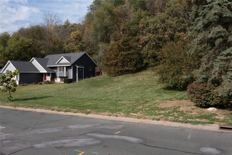 1805 Golf View Drive