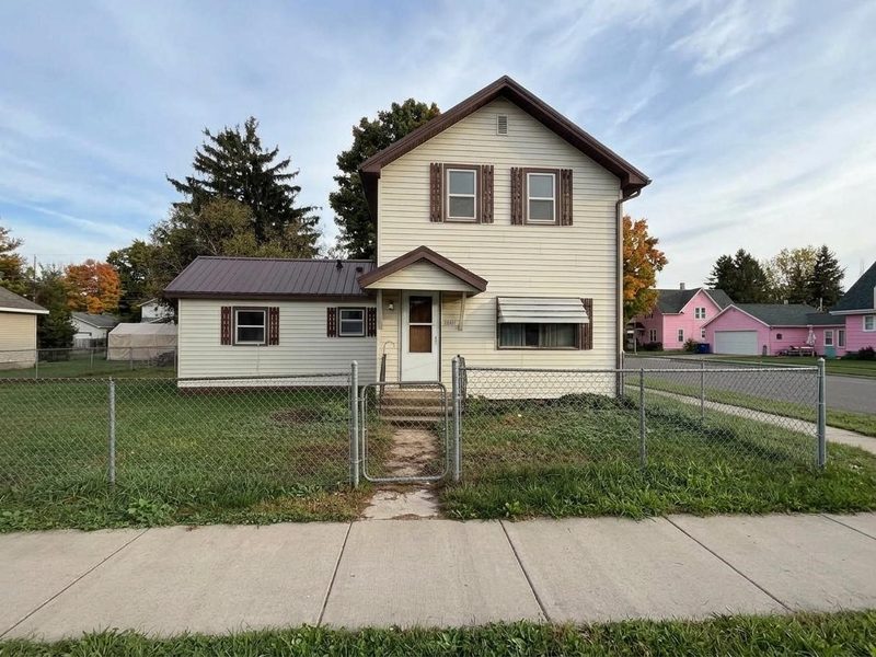 1037 E La Salle Avenue
