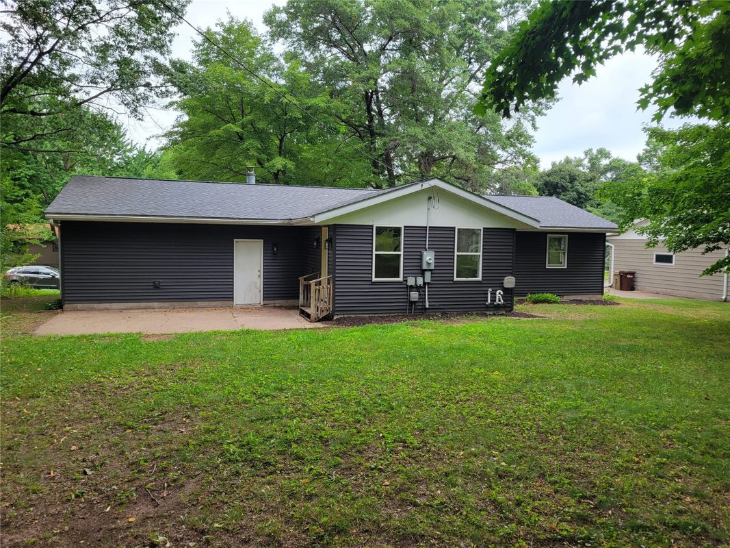 3315 Darryl Lane, Eau Claire WI 54703 - Residential house for sale - MLS #1604017 - image2