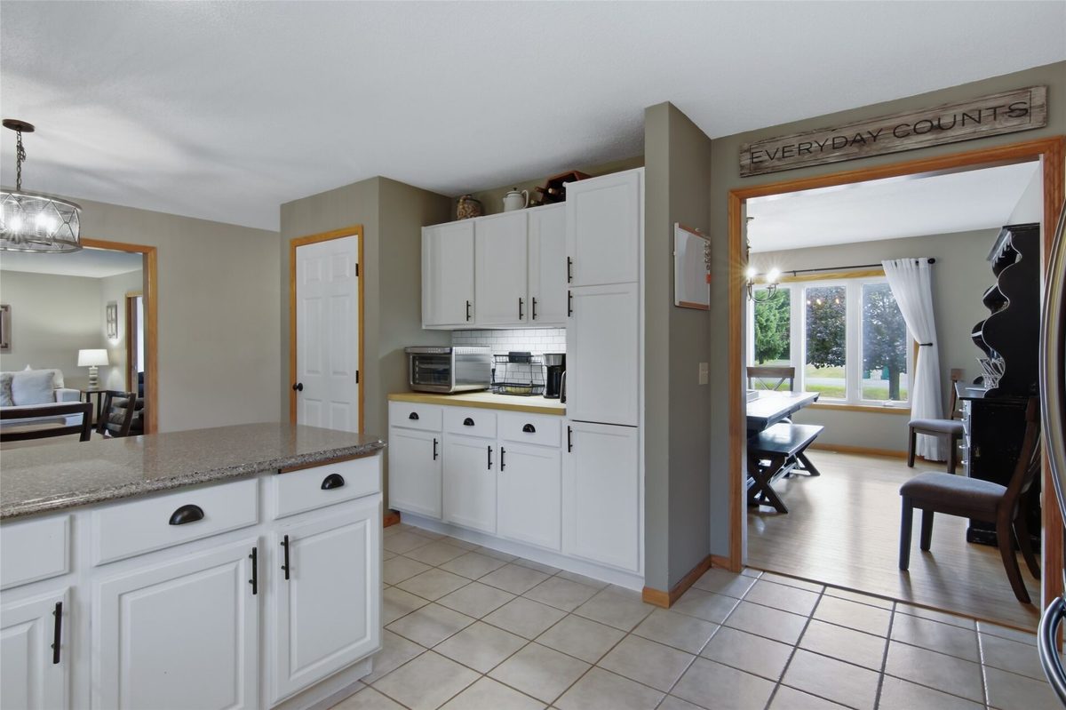 116 Grey Friar Lane, Eau Claire WI 54701 - Residential house for sale - MLS #1604263 - image8
