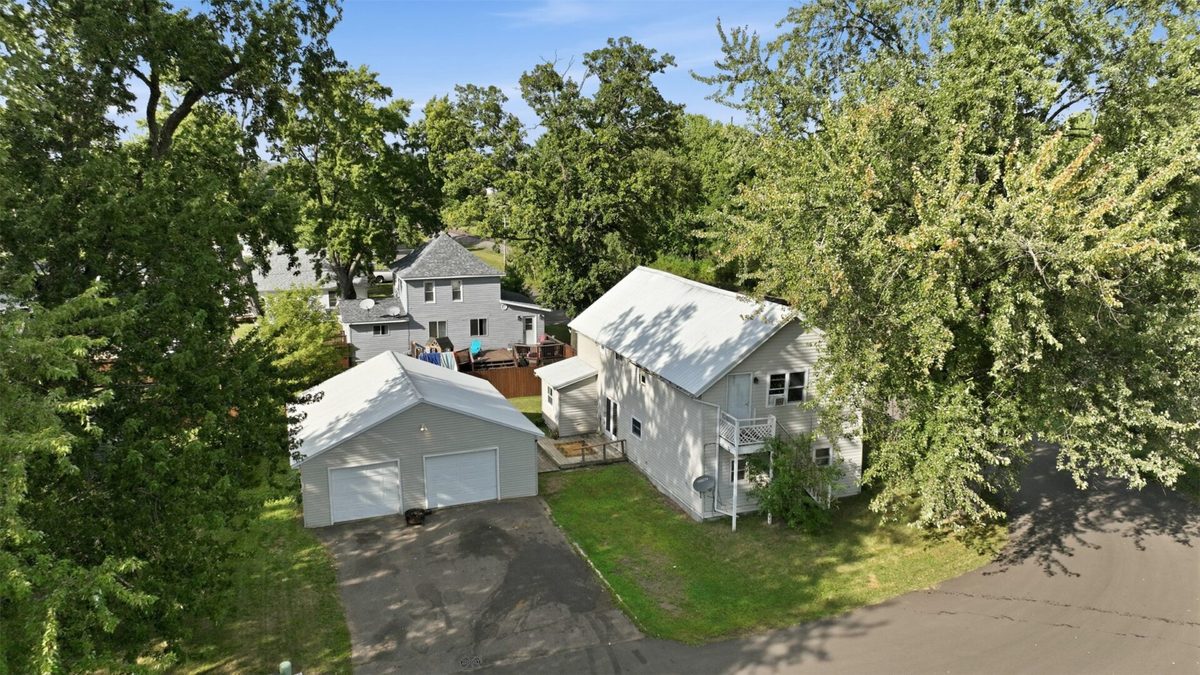 905 Lewis Avenue, Cameron WI 54822 - ResidentialIncome house for sale - MLS #1604520 - image2