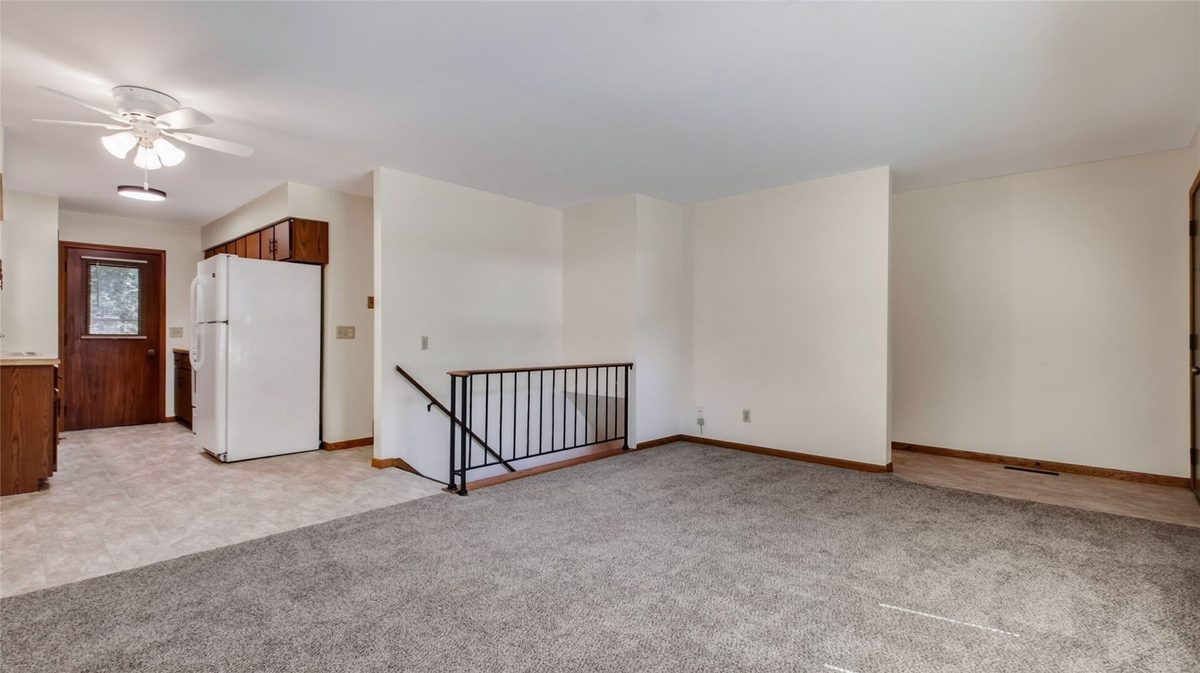 2810 & 2812 Hallie Lane, Eau Claire WI 54703 - ResidentialIncome house for sale - MLS #1605204 - image4
