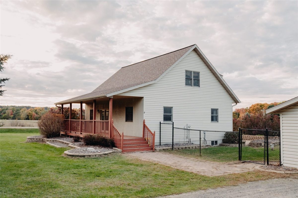 W14782 Crave Road, Fairchild WI 54741 - Residential house for sale - MLS #1605847 - image2