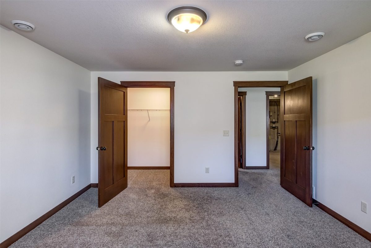 617 Blue Karner Drive, Altoona, WI — photo 35