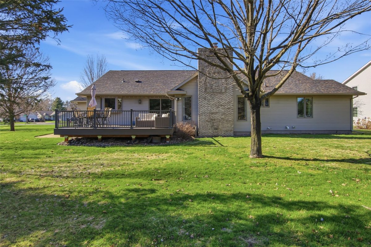 4321 Pine Meadow Drive, Eau Claire, WI — photo 36