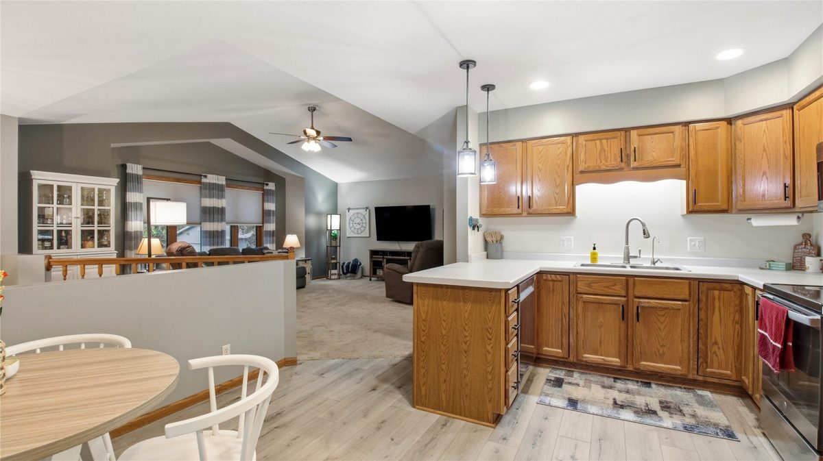 2737 Jeanne Lane, Eau Claire WI 54703 - Residential house for sale - MLS #1605974 - image6