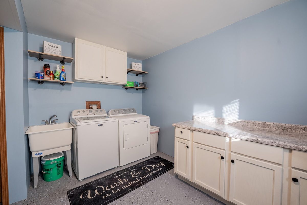 2411 Kenora Parkway, Eau Claire WI 54703 - Residential house for sale - MLS #1606120 - image31