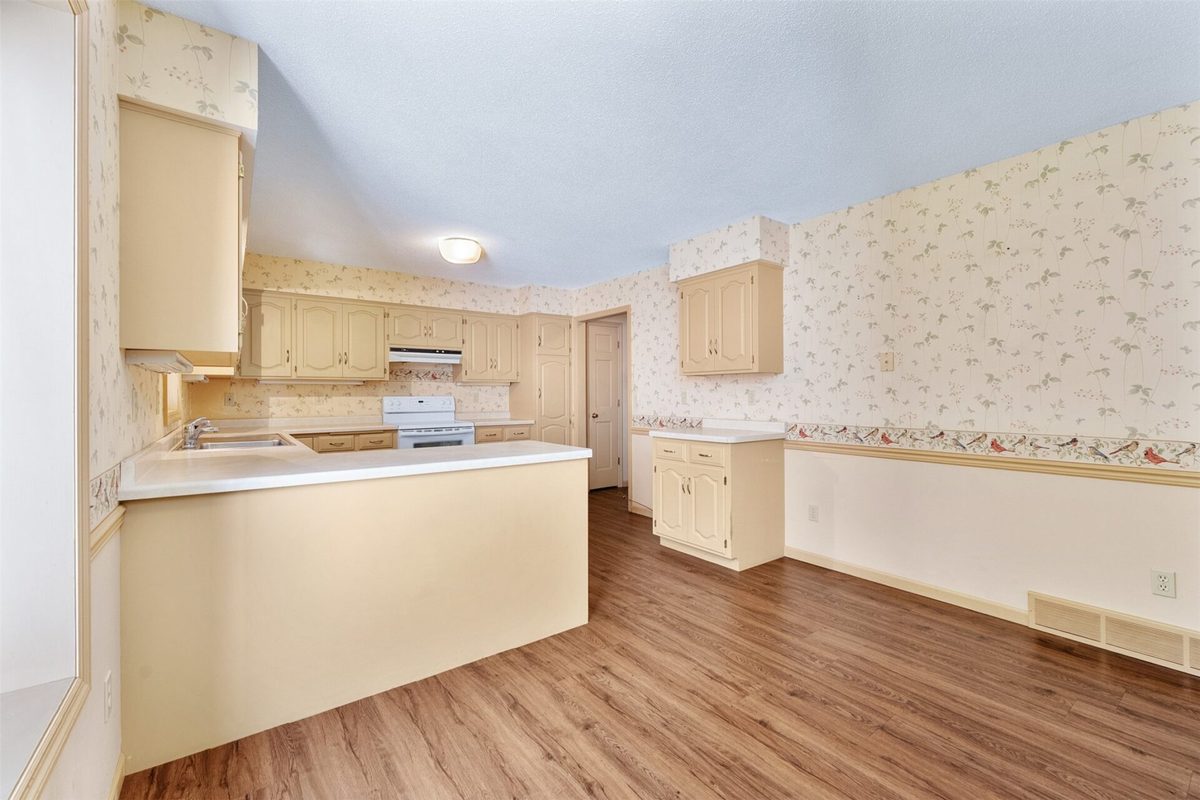 137 Canterbury Road, Eau Claire WI 54701 - Residential house for sale - MLS #1603482 - image9
