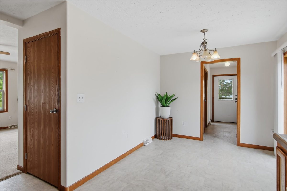 2433 15 1/4 Avenue, Rice Lake WI 54868 - Residential house for sale - MLS #1602666 - image9