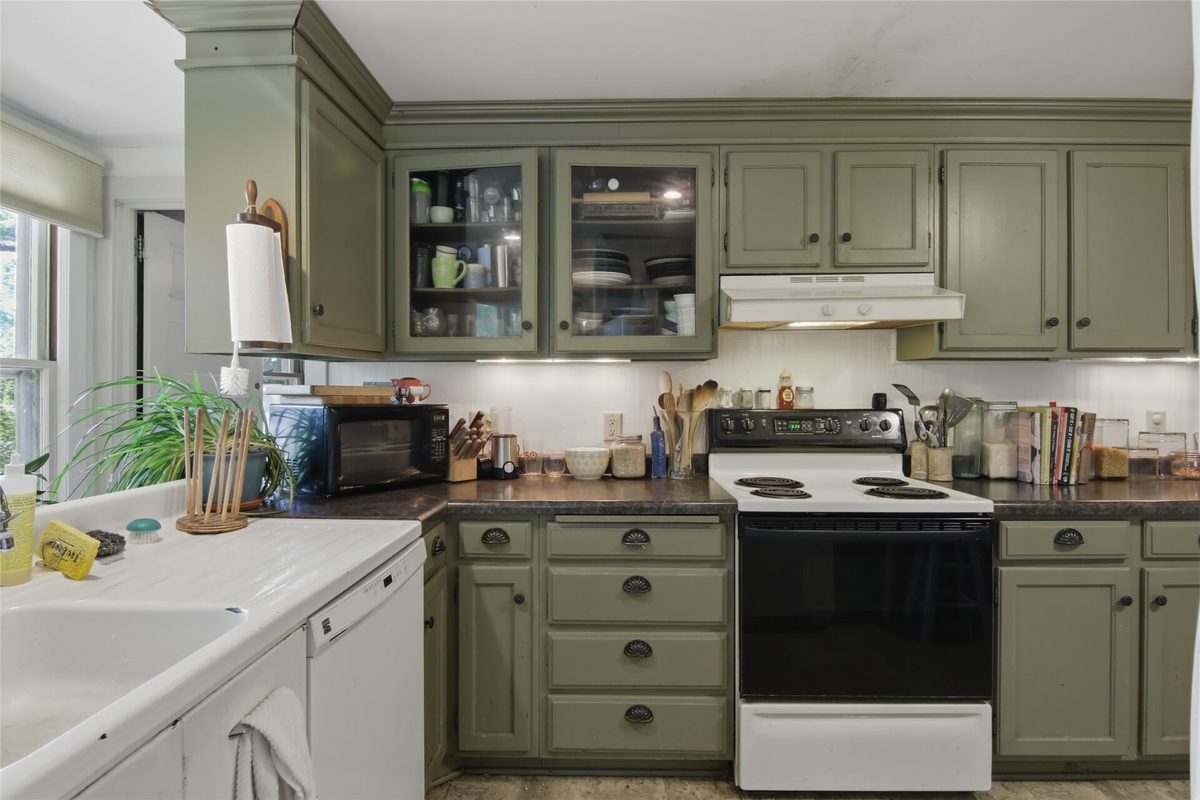 1001 13th Street, Menomonie WI 54751 - Residential house for sale - MLS #1602774 - image2