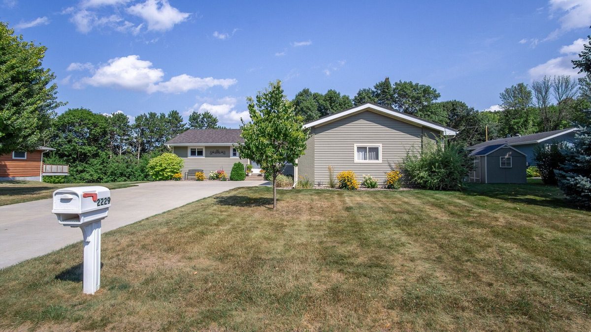 2229 Orchard Place, Eau Claire WI 54703 - Residential house for sale - MLS #1604403 - image4