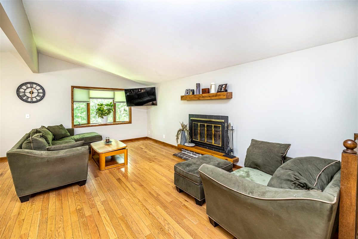 W11421 Spaulding Road, Black River Falls WI 54615 - Residential house for sale - MLS #1602224 - image3
