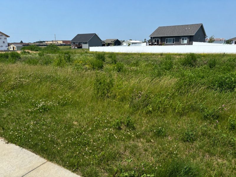 667 (Lot 41) Saturn Drive