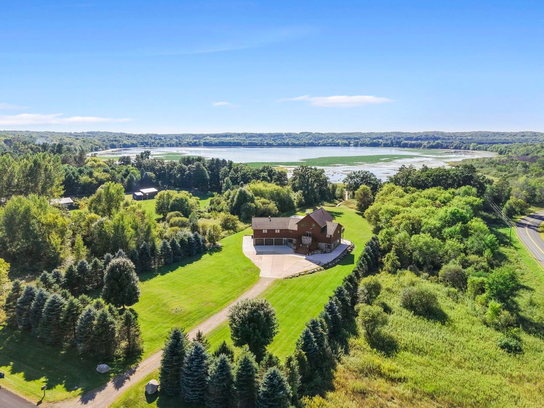 897 207th Street, Dresser WI 54009 - Residential house for sale - MLS #1605068 - image2