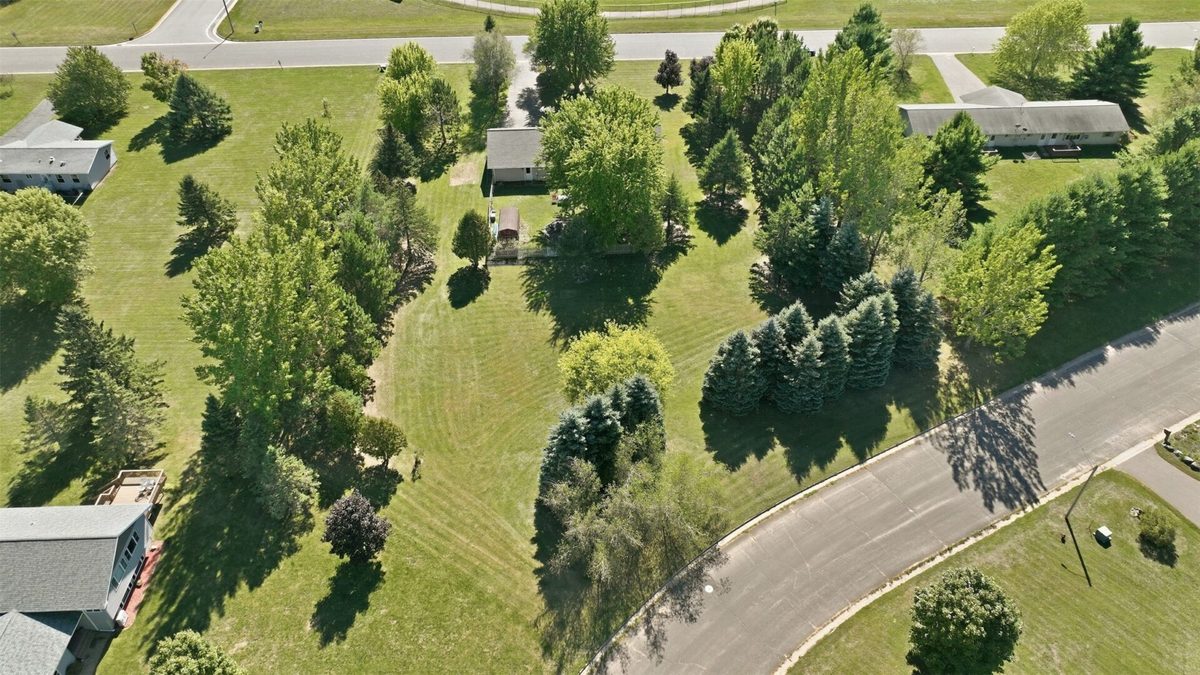 211 Pederson Drive, Shell Lake WI 54871 - Residential house for sale - MLS #1605454 - image40