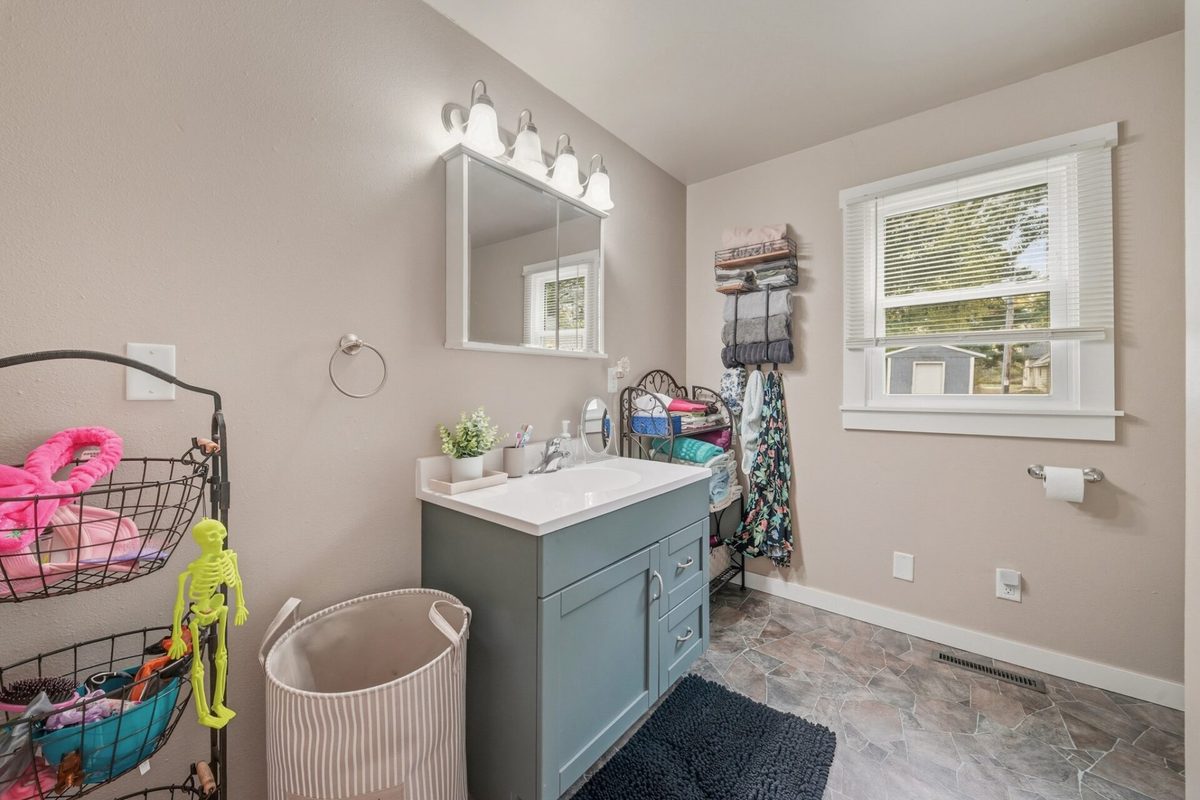 334 2nd Avenue, Stanley WI 54768 - Residential house for sale - MLS #1605898 - image17