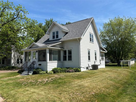 1820 Main Street Bloomer WI 54724