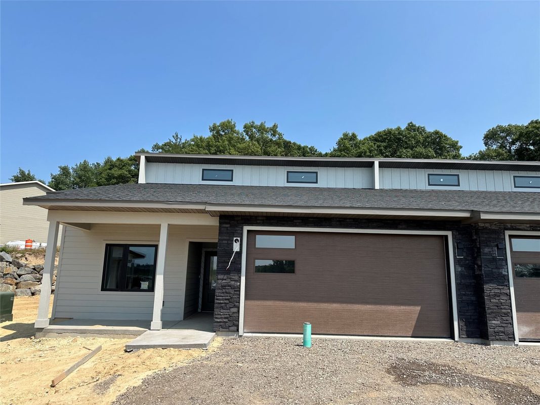 4350 Studebaker Lane, Eau Claire WI 54703 - Residential house for sale - MLS #1601875 - image2