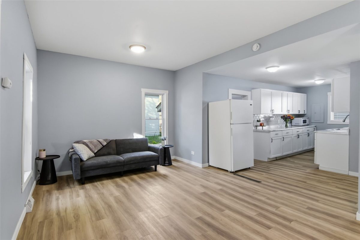 2015 2nd Street, Eau Claire WI 54703 - Residential house for sale - MLS #1605608 - image2