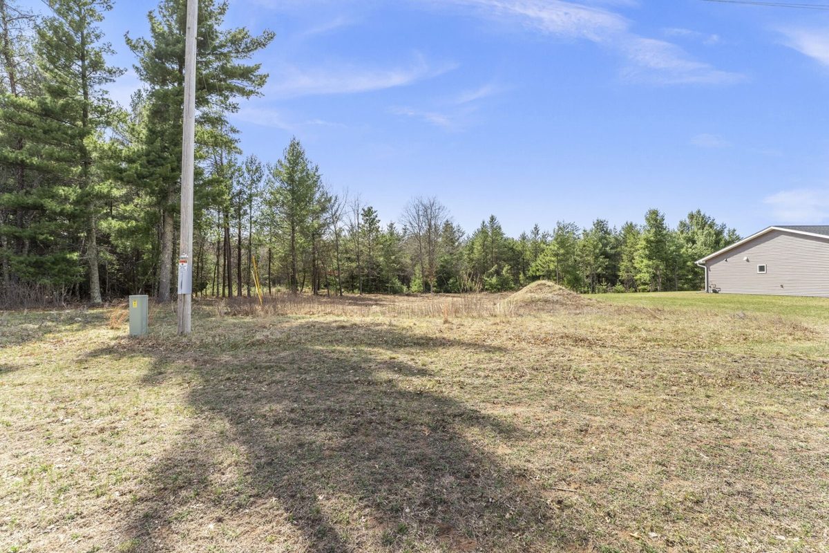 401 N Russell Street, Grantsburg, WI — photo 4
