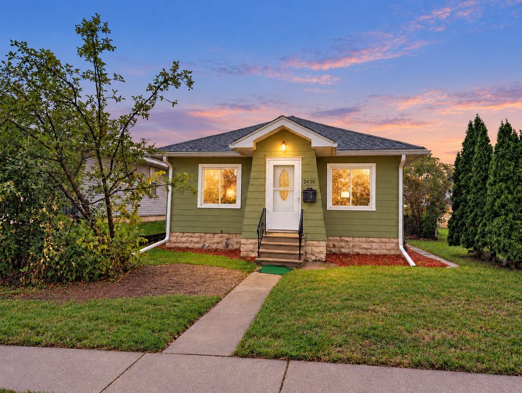 2430 Wood Street, La Crosse WI 54603 - Residential house for sale - MLS #1605129 - image2