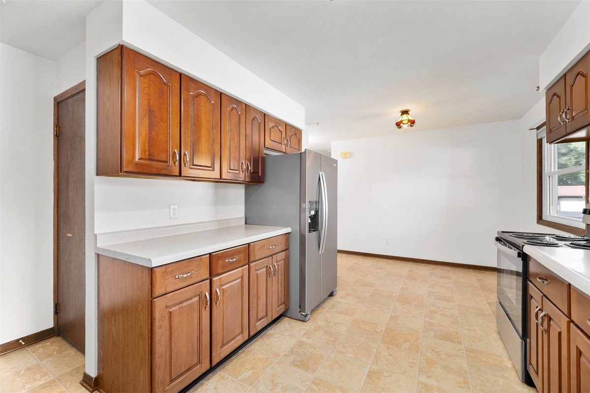 3025 Glenhaven Place, Eau Claire WI 54703 - Residential house for sale - MLS #1604593 - image11