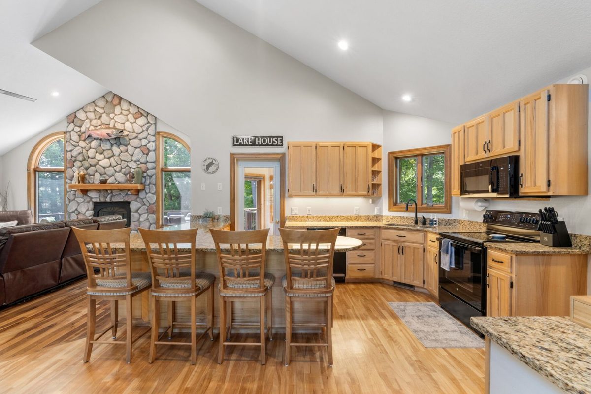 2403 Eagle Ridge Drive, Menomonie WI 54751 - Residential house for sale - MLS #1604526 - image8