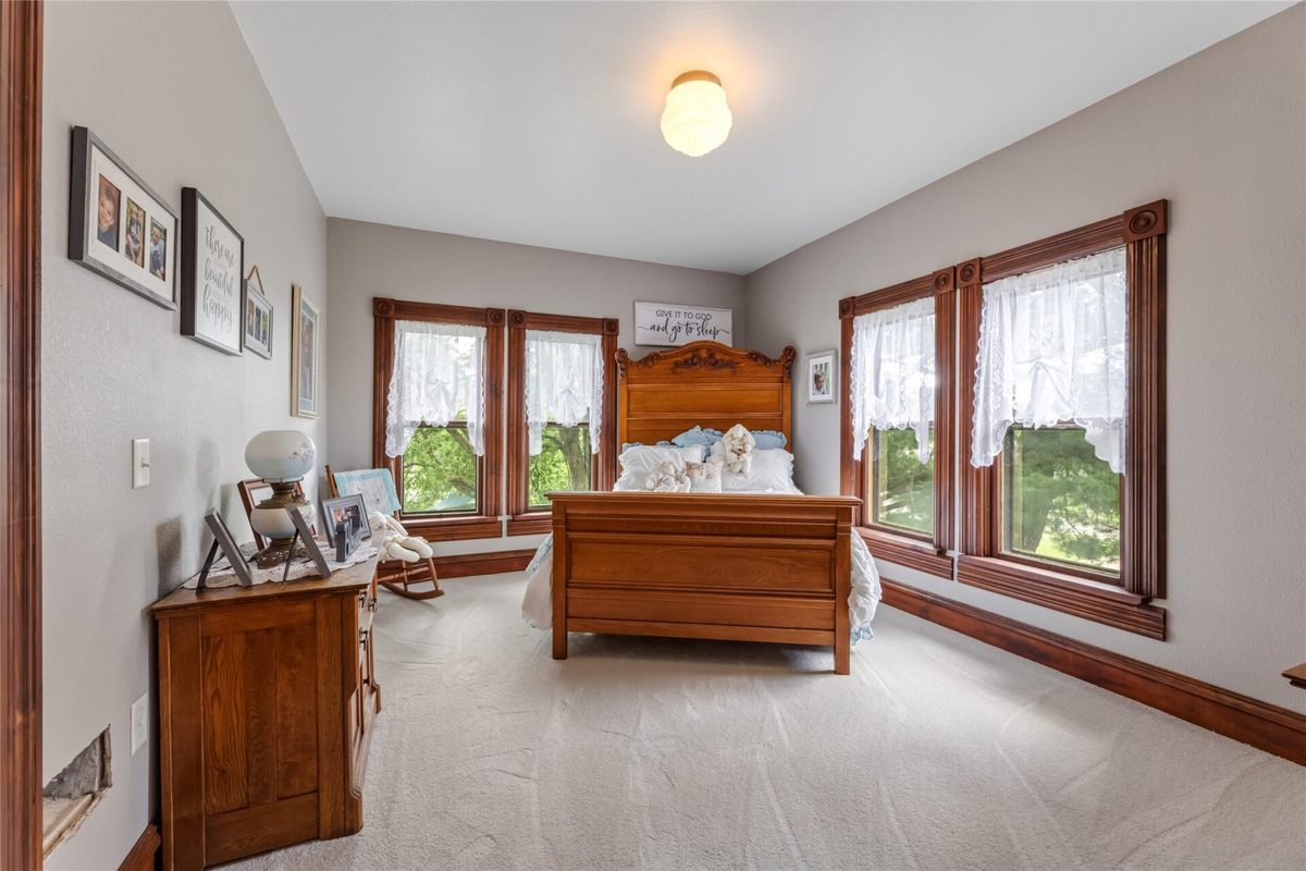 22961 Church Street, Ettrick, WI