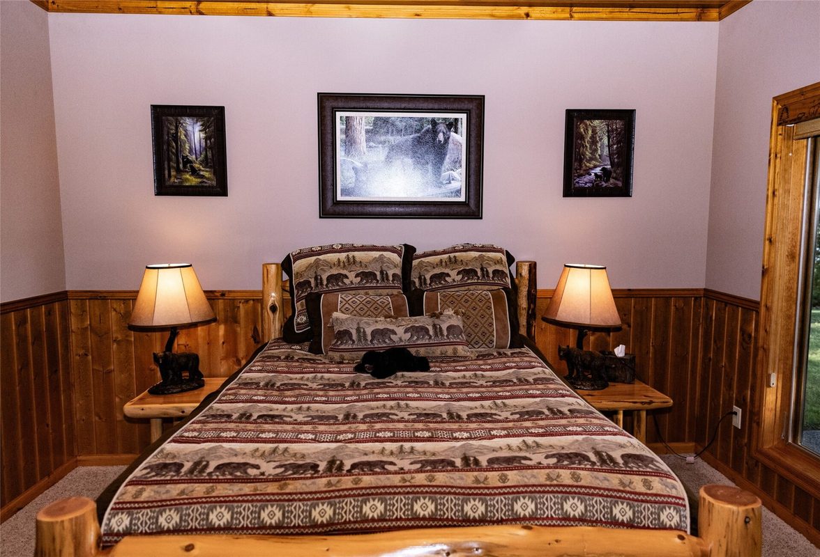 W5405 Park Place, Spooner, WI