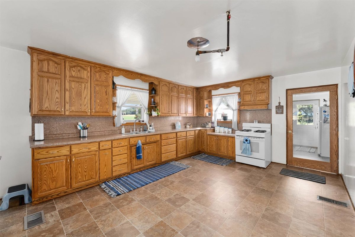 W2550 County Road R, Durand WI 54736 - Residential house for sale - MLS #1605194 - image2