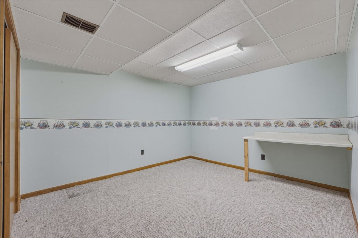 17042 54th Avenue, Chippewa Falls, WI